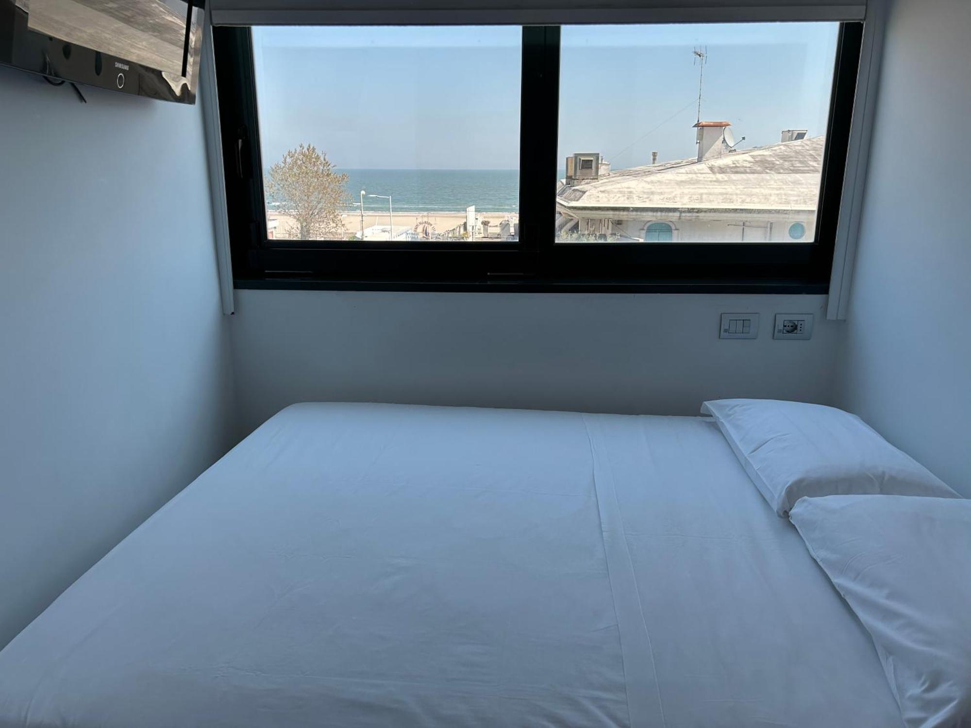 Perla Hotel 3*